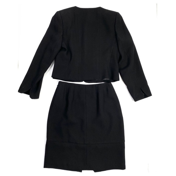 Harve Benares 2PC Skirt Suit Set SZ 6&8 - Picture 2 of 8